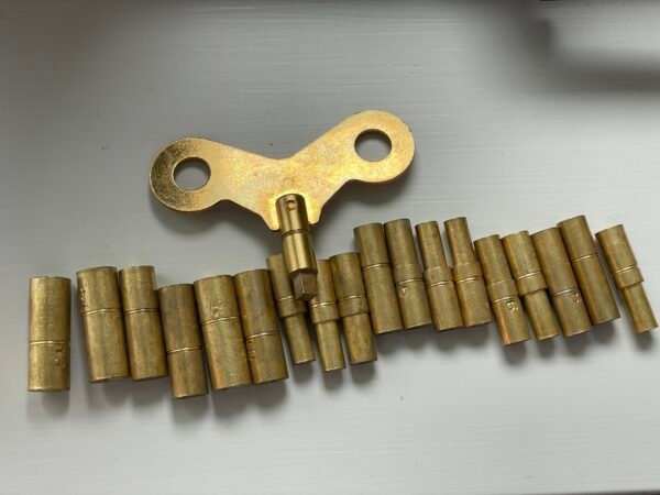 SET of Universal Brass 18 Piece Clock Winding Key Set , 000-15, KS - Image 4