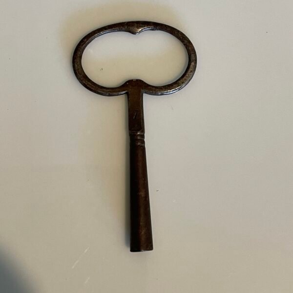 Original Vintage Clock Key-3.25mm x 3.25mm, No.4 - Image 2